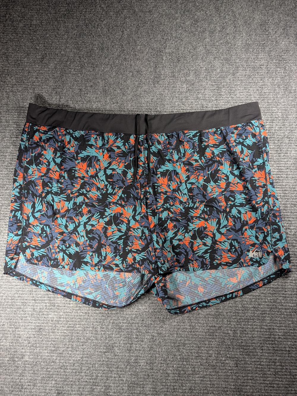 REI Co-op Running Shorts Women's 3XL Swiftland Abstract Print